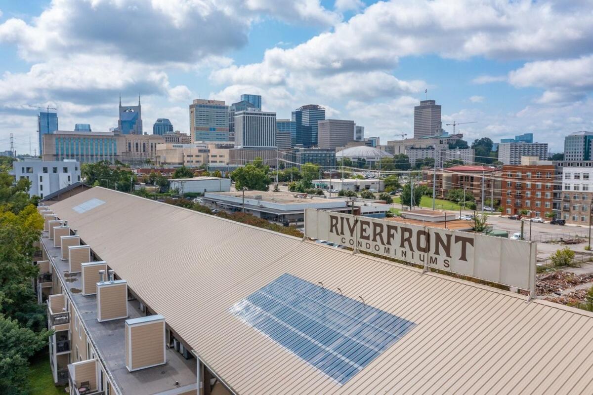 Walk To Broadway Riverfront Condo With Pool Nashville Buitenkant foto